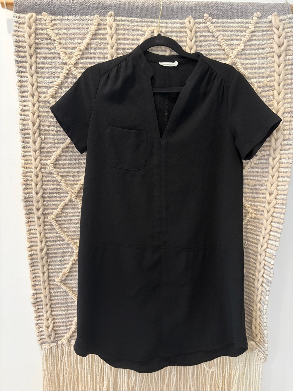 Lush Black Short-Sleeve V-Notch Shift Dress with Chest Pocket